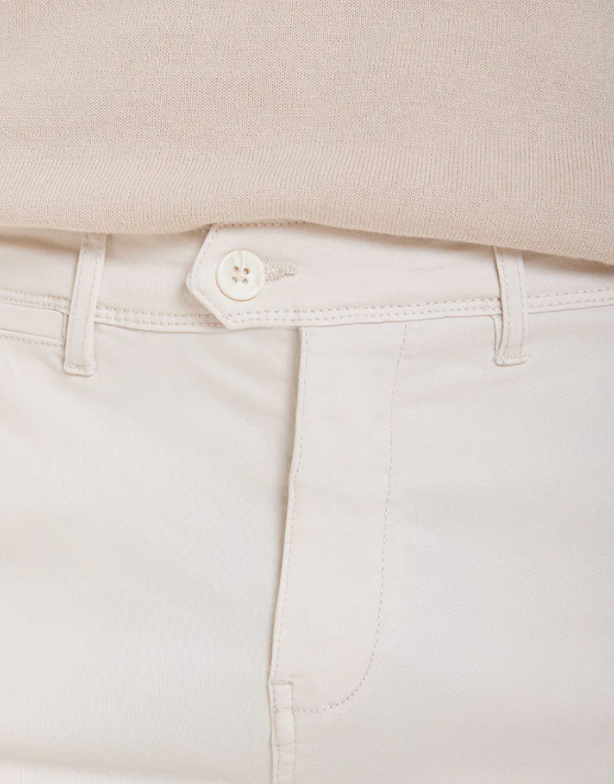 PANTALON CHINO BASIC CRUDO