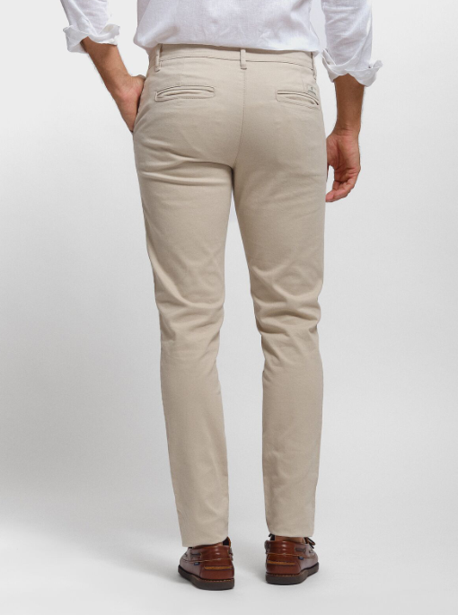 CHINOS SEMIPITILLO BEIGE